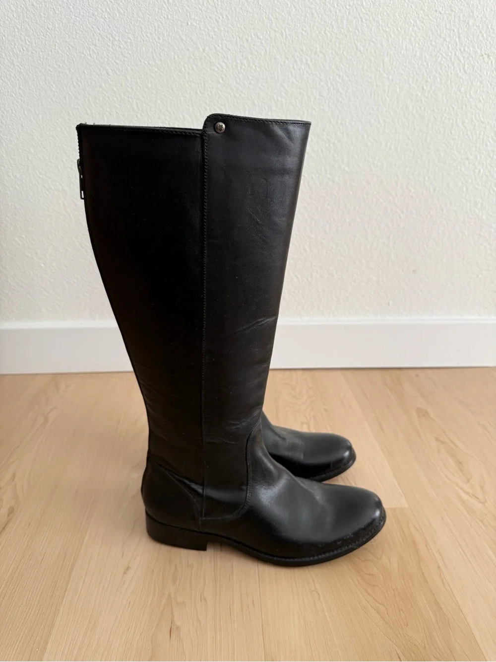 Frye women’s size